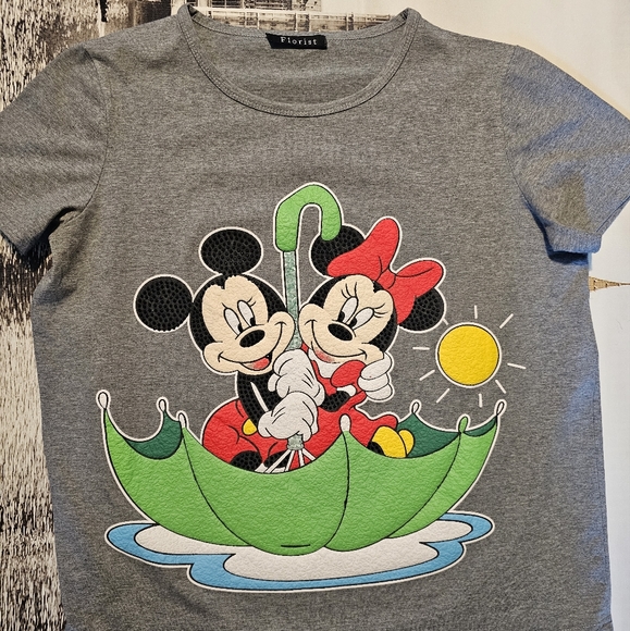 Florist mickey mouse and Minnie mouse Shirt women's size medium - Picture 3 of 4